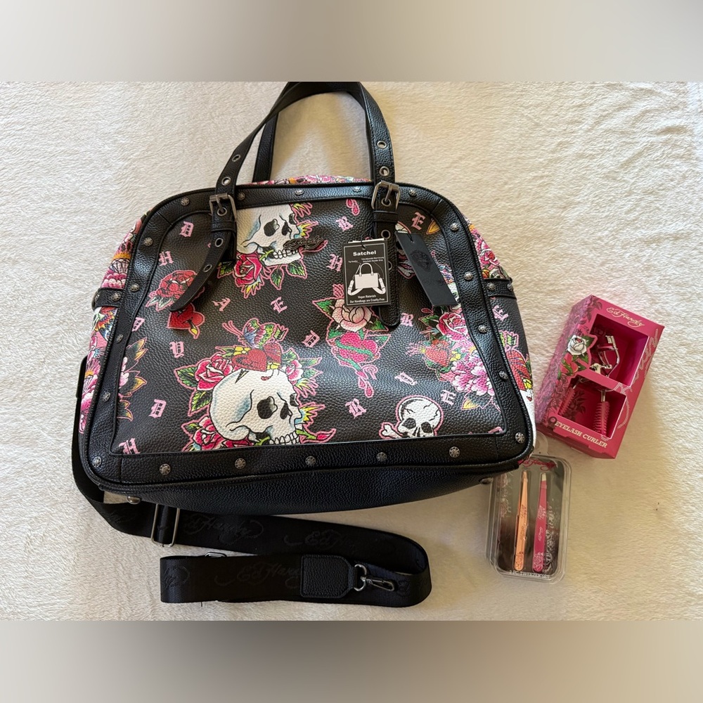 ED HARDY SATCHEL SKULLS W DETACHABLE STRAP & Gift